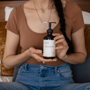 Avocado Oil - Natural Chlorophyll + Oleic Acid - Valentia Skincare