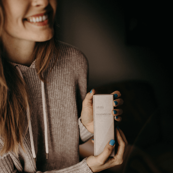 Cleansing Oil - Jojoba, Olive Oil + Carrot Seed *SALE* - Valentia Skincare