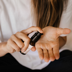 Vitamin B3 Serum - Niacinamide, Kojic Acid + Prebiotic Peptides - Valentia Skincare